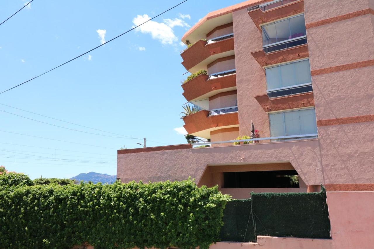 Studio With Beautiful Sea View And Direct Beach Access Cannes Bagian luar foto